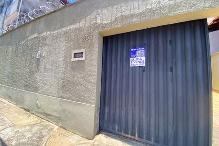 Casa à venda com 360m², 3 quartos e 4 vagasFachada