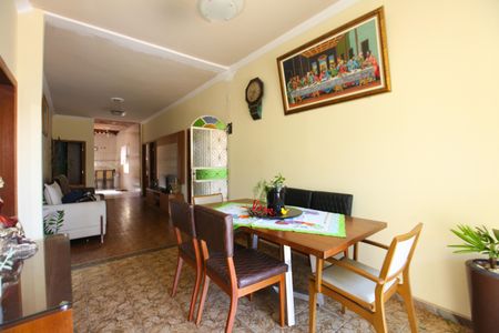 Sala de casa à venda com 3 quartos, 360m² em Milionários, Belo Horizonte