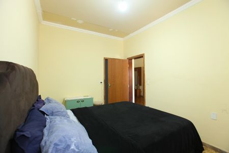 Casa à venda com 360m², 3 quartos e 4 vagasQuarto