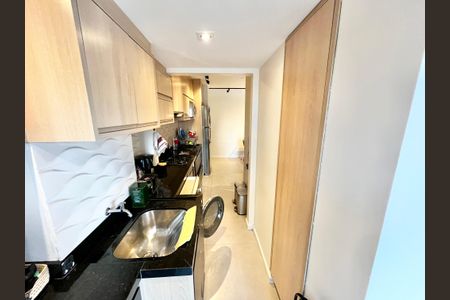 Apartamento para alugar com 64m², 2 quartos e 2 vagasCozinha