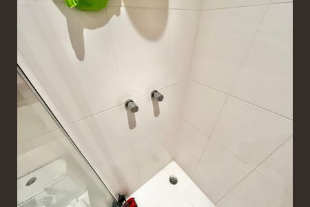 Apartamento para alugar com 64m², 2 quartos e 2 vagasBanheiro