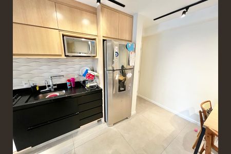 Apartamento para alugar com 64m², 2 quartos e 2 vagasCozinha