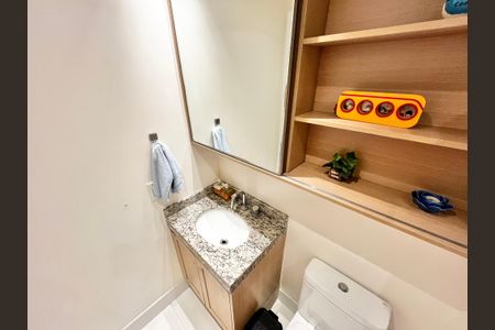 Apartamento para alugar com 64m², 2 quartos e 2 vagasBanheiro