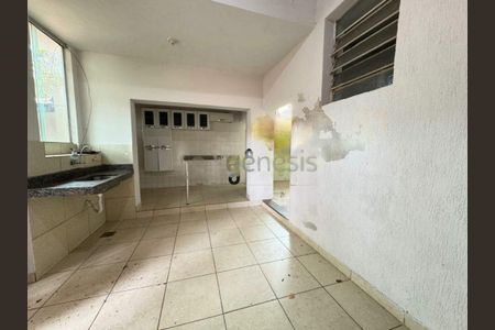 Casa à venda com 4 quartos, 268m² em Betânia, Belo Horizonte