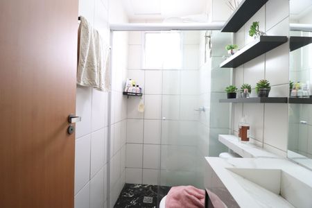Apartamento para alugar com 55m², 2 quartos e 1 vagaBanheiro Social