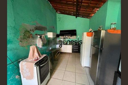 Casa à venda com 4 quartos, 396m² em Vista Alegre, Belo Horizonte