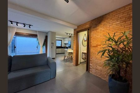 Casa à venda com 3 quartos, 229m² em Nova Gameleira, Belo Horizonte