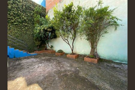 Casa à venda com 236m², 2 quartos e 3 vagas