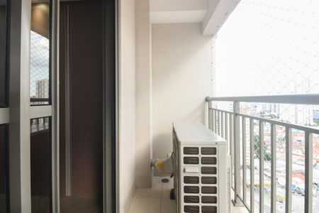 Apartamento à venda com 115m², 3 quartos e 2 vagas Apartamento à venda com 115m², 3 quartos e 2 vagasSuíte 1 - Varanda