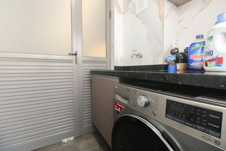 Apartamento à venda com 115m², 3 quartos e 2 vagas Apartamento à venda com 115m², 3 quartos e 2 vagasÁrea de Serviço