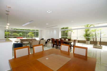 Apartamento para alugar com 143m², 2 quartos e 1 vagaÁrea Comum - Salão de Festas