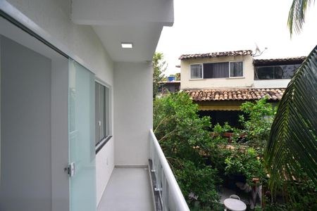 Casa de condomínio para alugar com 52m², 2 quartos e sem vagaVaranda