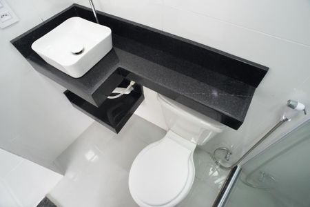 Casa de condomínio para alugar com 52m², 2 quartos e sem vagaBanheiro Suíte