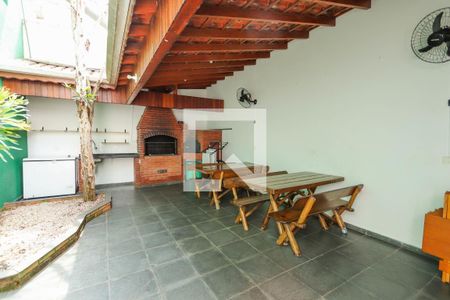 Apartamento para alugar com 60m², 3 quartos e 1 vagaÁrea comum - Churrasqueira