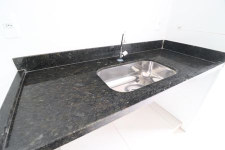 Apartamento para alugar com 70m², 2 quartos e 2 vagasCozinha