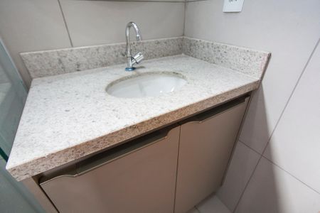 Apartamento para alugar com 70m², 2 quartos e 2 vagasBanheiro Social