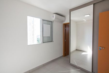 Apartamento para alugar com 70m², 2 quartos e 2 vagasSuite