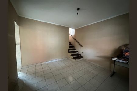 Casa para alugar com 125m², 4 quartos e 2 vagasSala