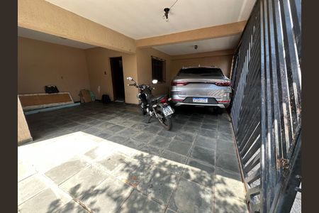 Casa para alugar com 125m², 4 quartos e 2 vagasGaragem