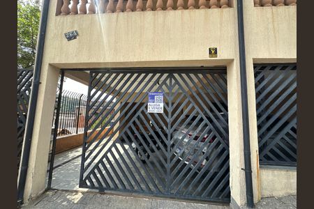 Casa para alugar com 125m², 4 quartos e 2 vagasFachada