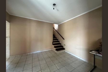 Casa para alugar com 125m², 4 quartos e 2 vagasSala