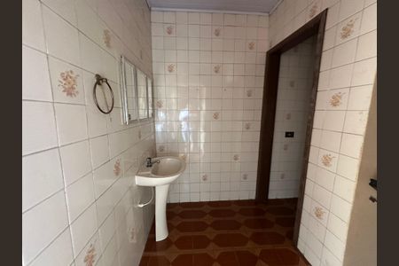 Casa para alugar com 125m², 4 quartos e 2 vagasBanheiro