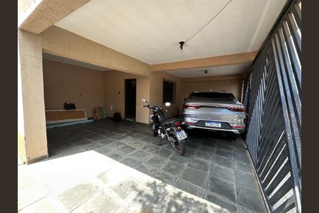 Casa para alugar com 125m², 4 quartos e 2 vagasGaragem