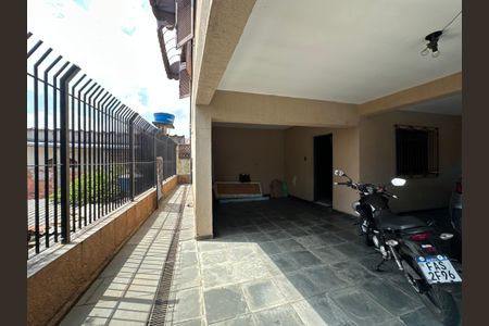 Casa para alugar com 125m², 4 quartos e 2 vagasGaragem