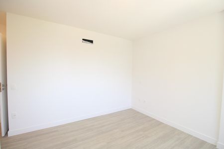 Apartamento à venda com 126m², 4 quartos e 2 vagasSuíte 2