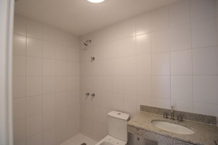 Apartamento à venda com 126m², 4 quartos e 2 vagasBanheiro social