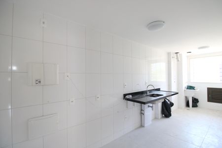 Apartamento à venda com 126m², 4 quartos e 2 vagasCozinha