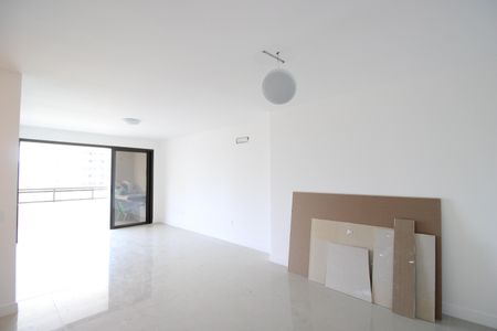 Sala de apartamento à venda com 4 quartos, 126m² em Barra da Tijuca, Rio de Janeiro