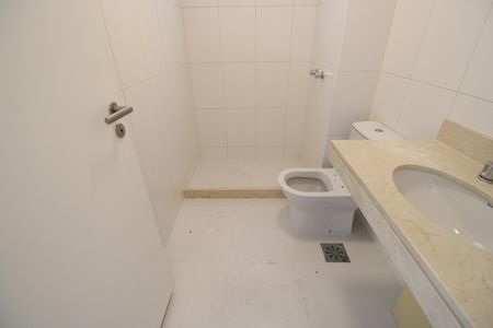Apartamento à venda com 126m², 4 quartos e 2 vagasBanheiro da suíte 2