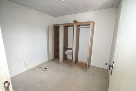 Quarto 2 de apartamento para alugar com 2 quartos, 36m² em Farrapos, Porto Alegre