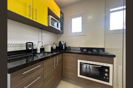 Apartamento para alugar com 63m², 2 quartos e 1 vagaCozinha