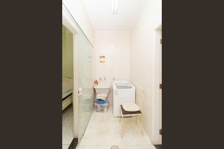 Casa à venda com 127m², 3 quartos e 2 vagasÁrea de Serviço