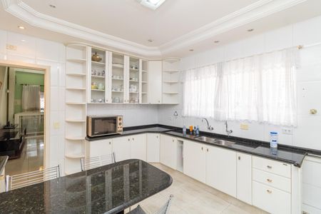 Casa à venda com 127m², 3 quartos e 2 vagasCozinha