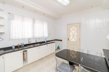 Casa à venda com 127m², 3 quartos e 2 vagasCozinha