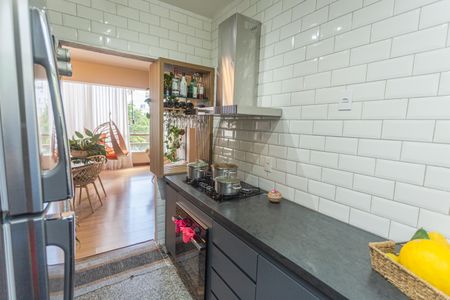 Apartamento à venda com 96m², 3 quartos e 2 vagasCozinha