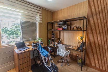 Apartamento à venda com 96m², 3 quartos e 2 vagasQuarto 3