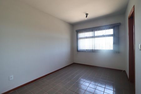 Sala de apartamento para alugar com 1 quarto, 46m² em J. Santana, Ribeirão Preto