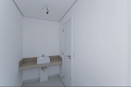 Apartamento à venda com 150m², 3 quartos e 3 vagasBanheiro do Quarto 2