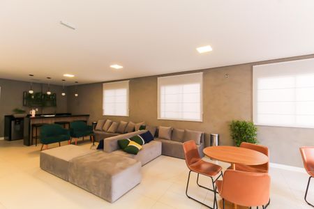 Apartamento para alugar com 37m², 2 quartos e sem vagaÁrea comum - Salão de festas
