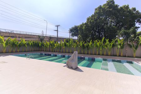 Apartamento para alugar com 37m², 2 quartos e sem vagaÁrea comum - Piscina