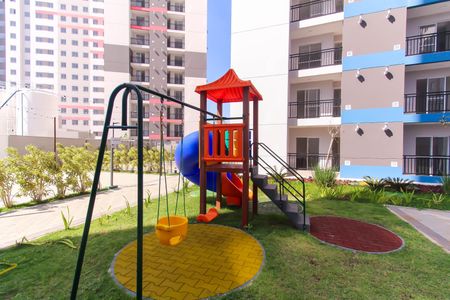 Apartamento para alugar com 37m², 2 quartos e sem vagaÁrea comum - Playground