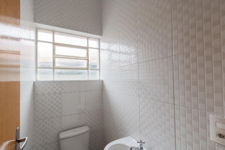 Casa para alugar com 350m², 3 quartos e sem vagaBanheiro de serviço