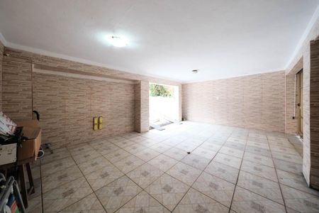 Casa à venda com 150m², 3 quartos e 7 vagasQuintal