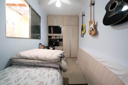 Casa à venda com 150m², 3 quartos e 7 vagasQuarto 2