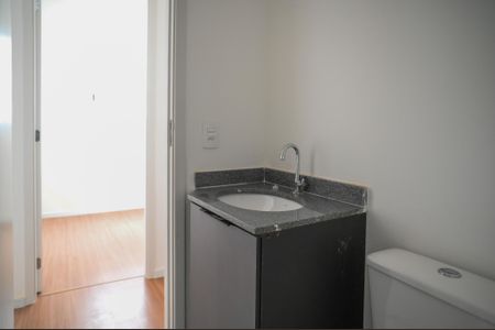 Apartamento para alugar com 38m², 2 quartos e sem vagaBanheiro