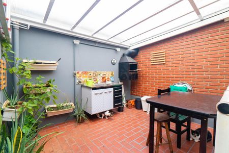 Casa à venda com 160m², 2 quartos e 1 vaga Casa à venda com 160m², 2 quartos e 1 vagaChurrasqueira